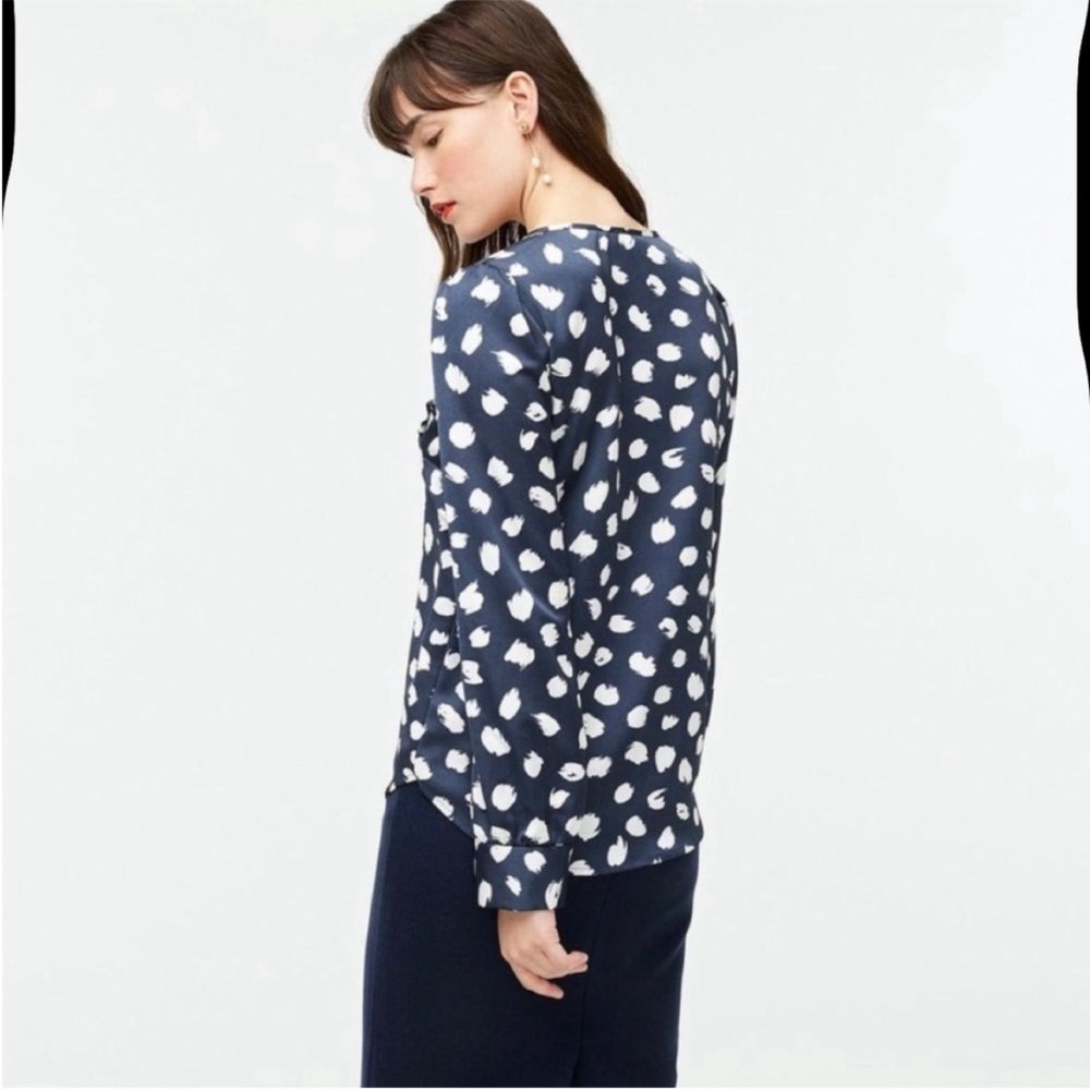 J. Crew Long Sleeve Ruffle Front Navy and White Brushstroke Print Blouse Large - Picture 2 of 10